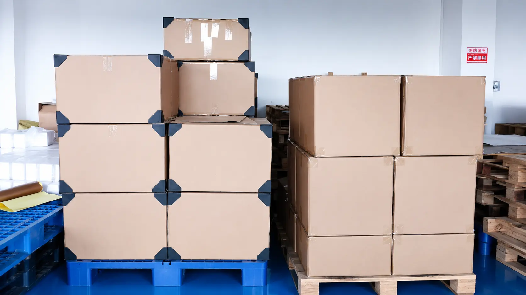 Packing & Warehousing at OnePlusOne Packaging factory