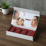 Magnetic cosmetic gift box with fitted insert